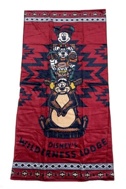 Disney Beach Towel - Wilderness Lodge Resort - Totem Pole