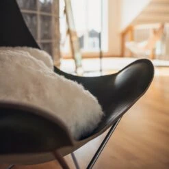 Mariposa Butterfly Chair Leder Farbig -Magical Ears Collectibles Shop cuero Mariposa Butterfly Chair Leder farbig 1408x1408 ID2005016 af766bb60ccffe57b69c4b8390720ab2