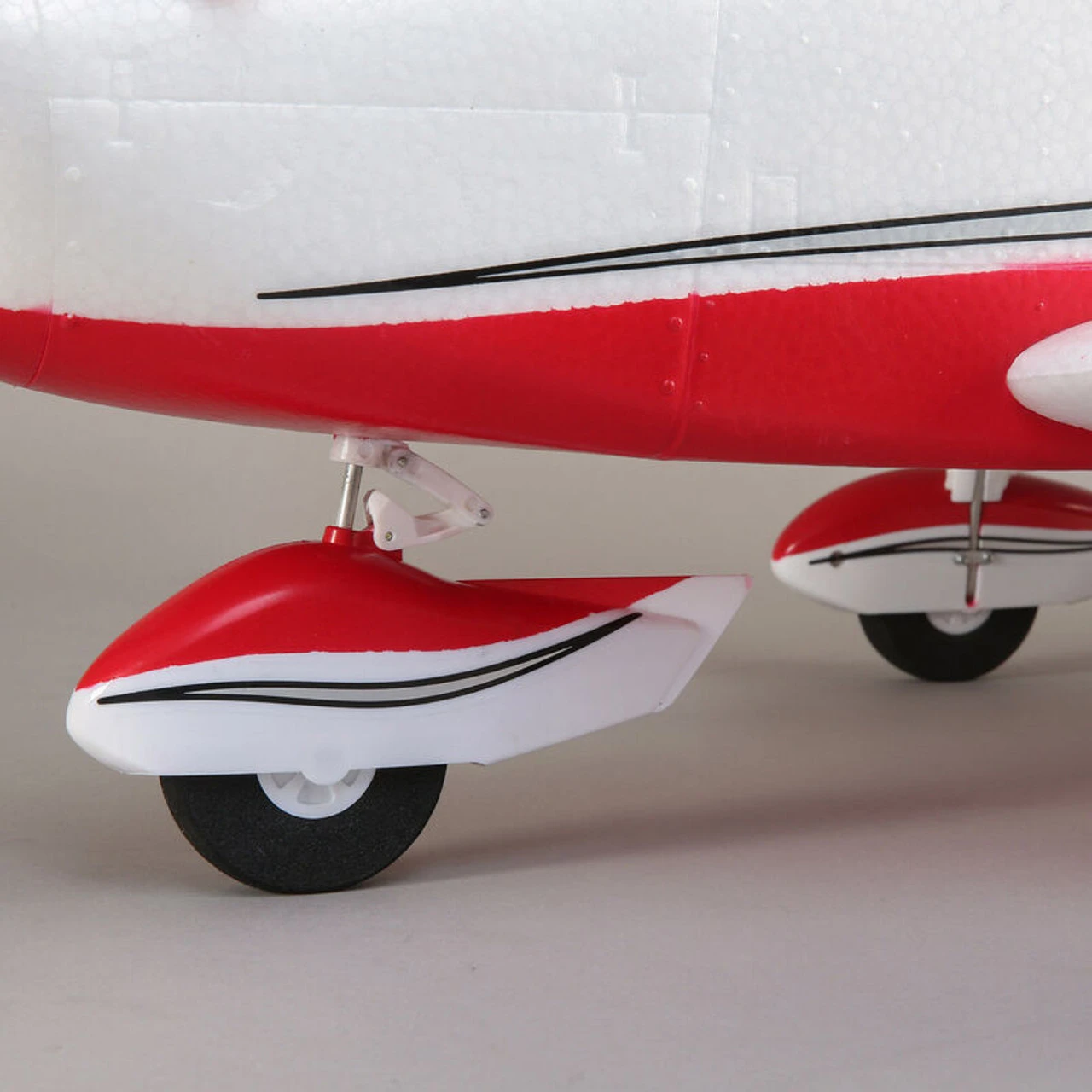 EFL54500 E-FLITE Cherokee 1.3m BNF Basic With AS3X And SAFE Select 11 EFL54500 E-FLITE Cherokee 1.3m BNF Basic With AS3X And SAFE Select - Image 11